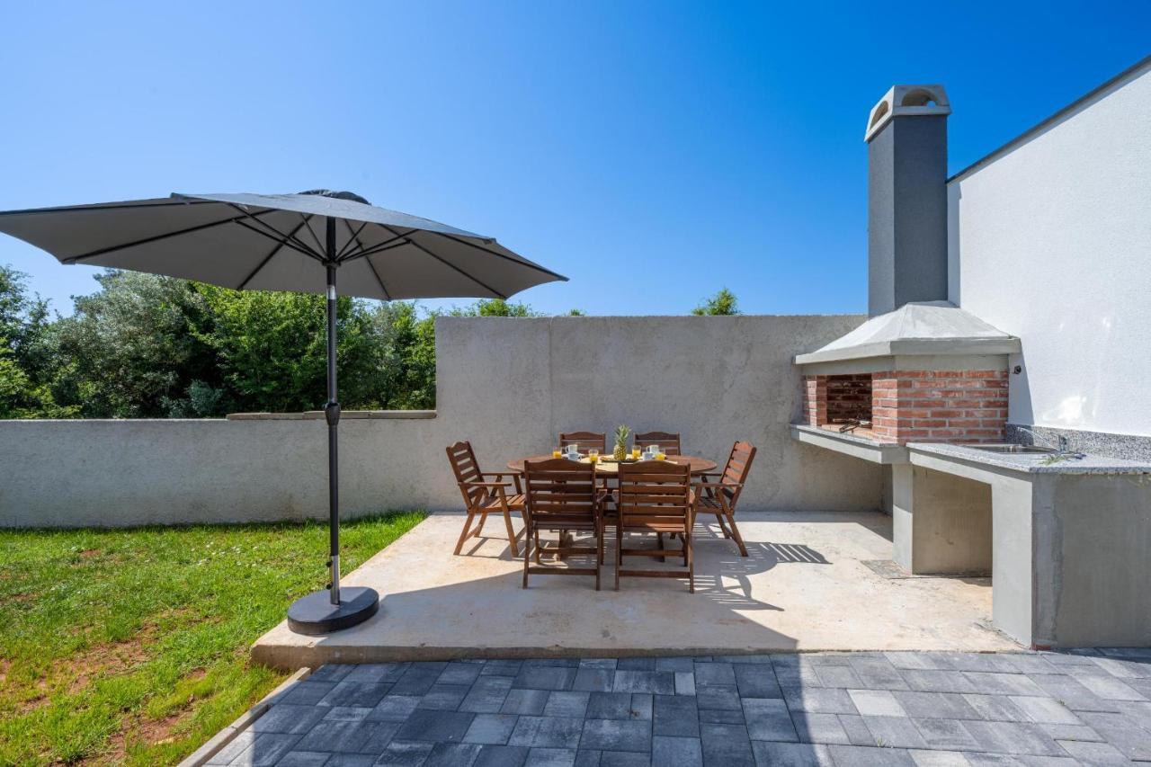 Domus Alba Apartments Pula Dış mekan fotoğraf